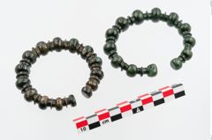 Foto von Bronzeknotenarmreif (NHMW-PRAE-024753)